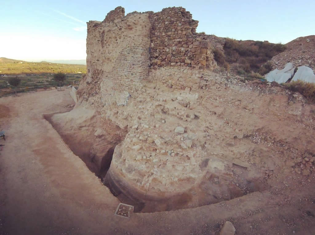 Excavaciones del Castillo de Nalda 07
