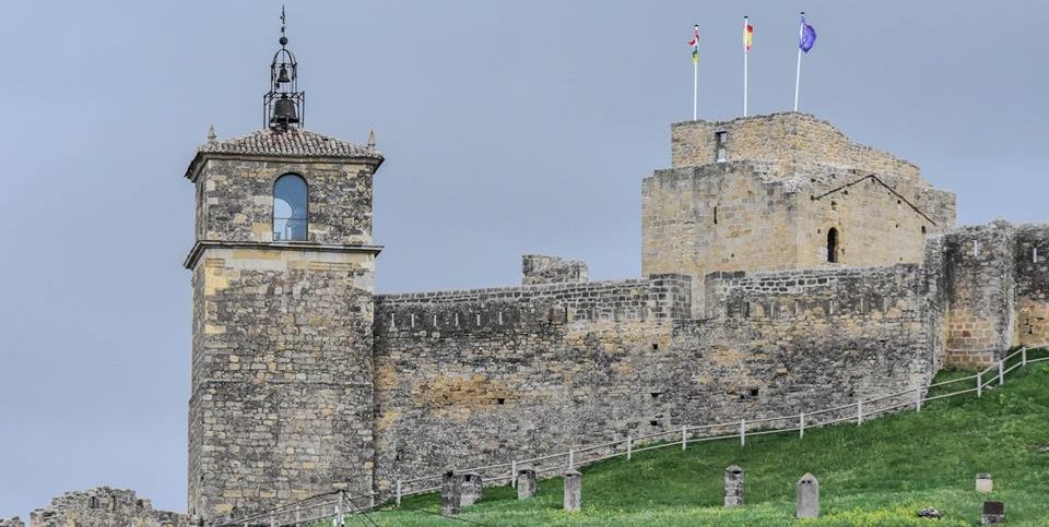 Visita al Castillo de San Vicente de la Sonsierra ArqueoTrip 05