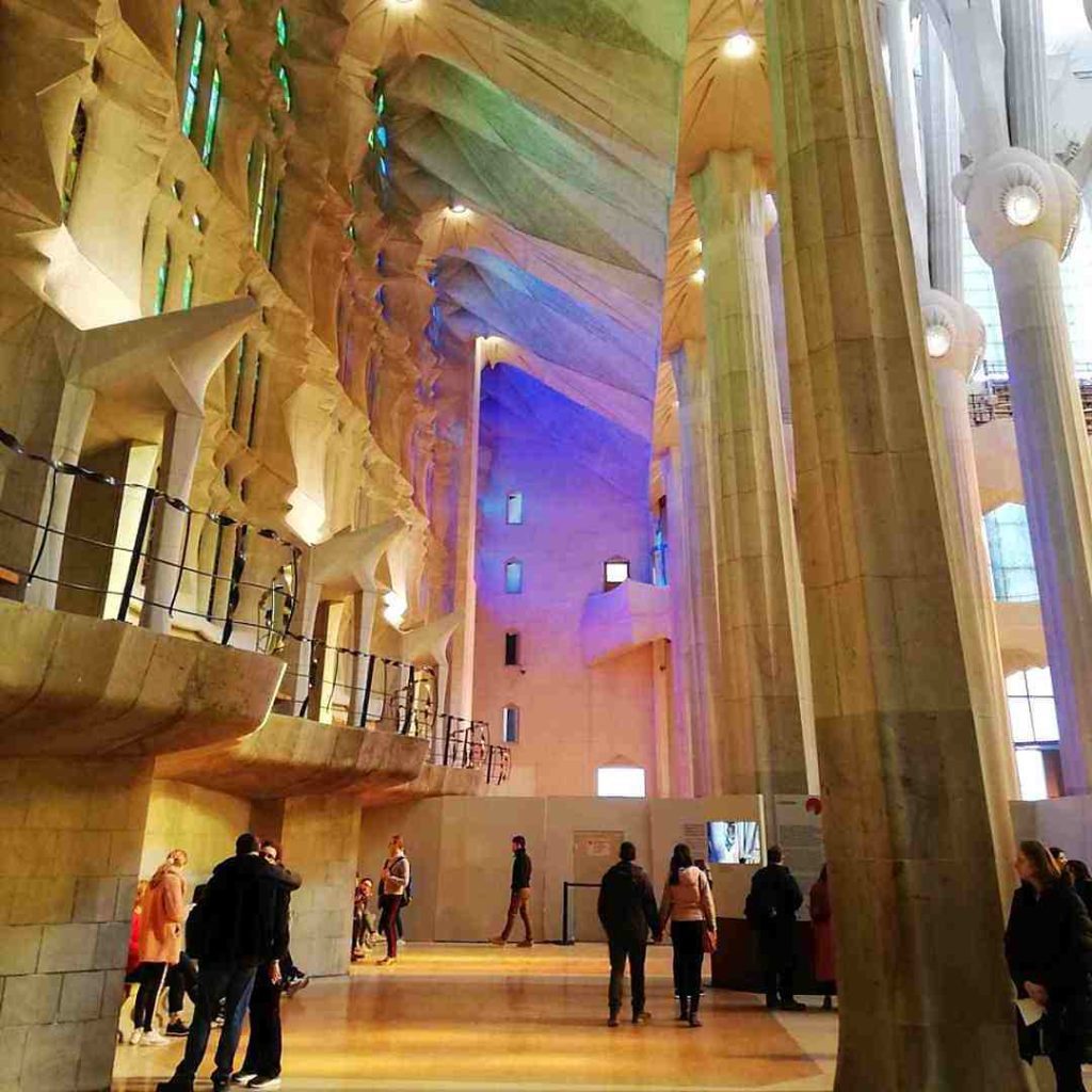 Núria Pujol visita Sagrada Familia de Barcelona