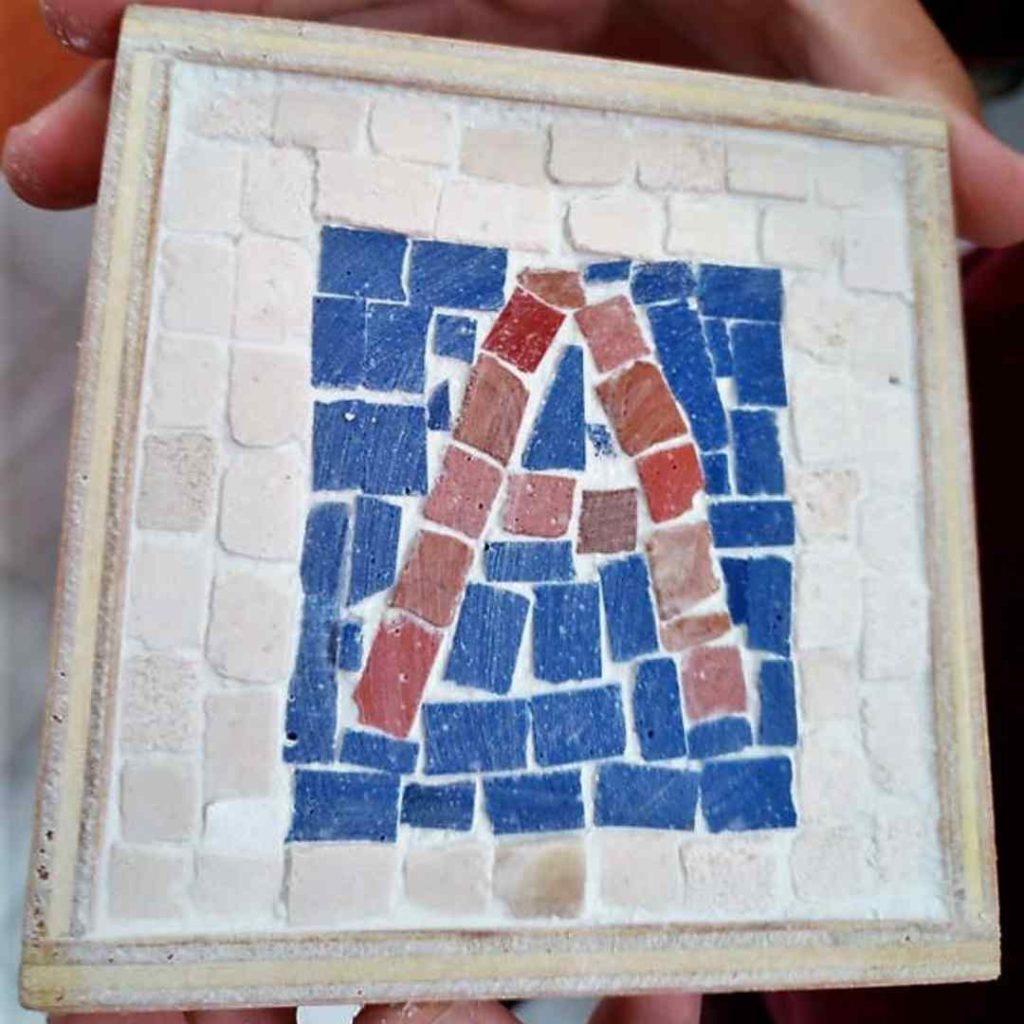 Mosaico elaborado en Actividades infantiles de Casariche